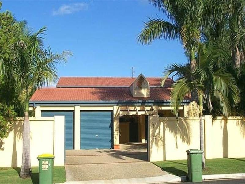 24 Emu Court, Sorrento QLD 4217