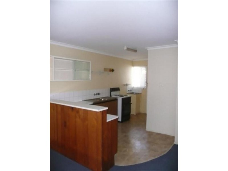 3-10 Parneno, Chevron Island QLD 4217