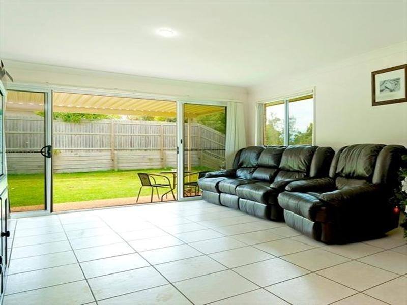 1 Freesia Court, Ormeau QLD 4208