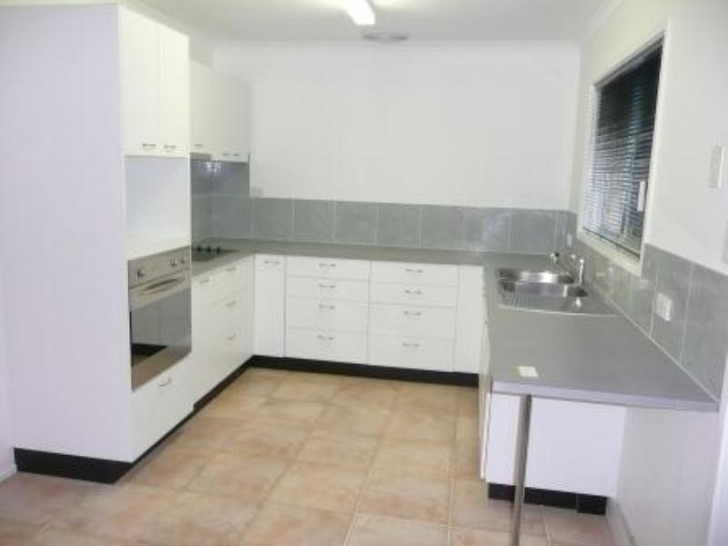 62 Currumburra Road, Ashmore QLD 4214