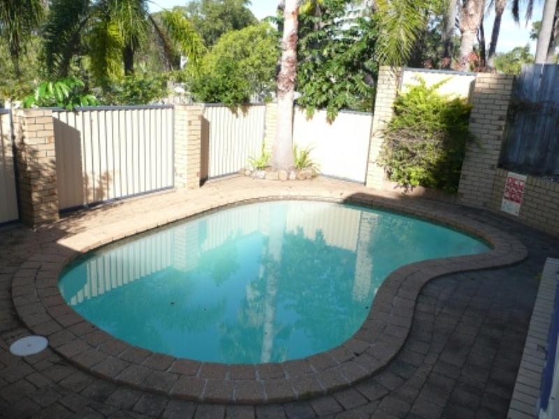 62 Currumburra Road, Ashmore QLD 4214