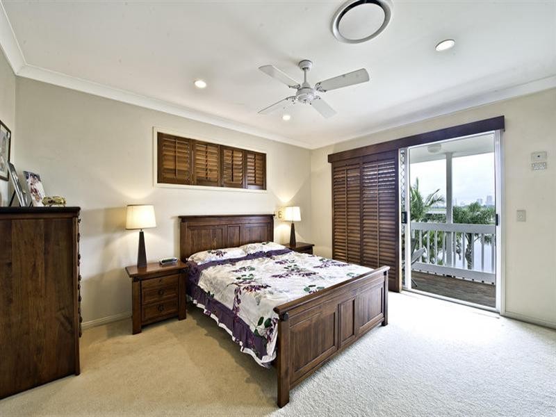 174 Port Jackson Boulevard, Clear Island Waters QLD 4226