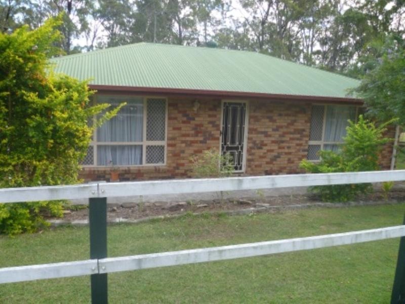 27A Hillside Road, Stapylton QLD 4207