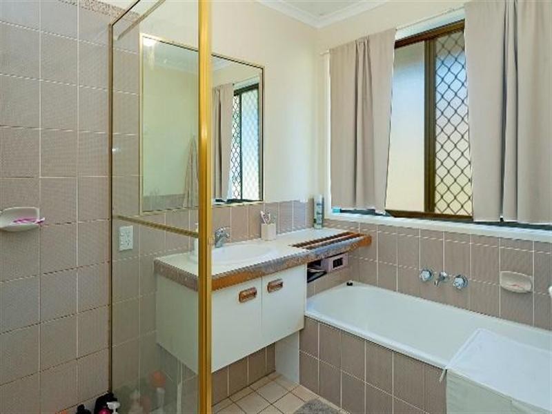 7 Breakspear Road, Molendinar QLD 4214