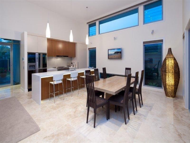 12 The Corso, Isle Of Capri QLD 4217