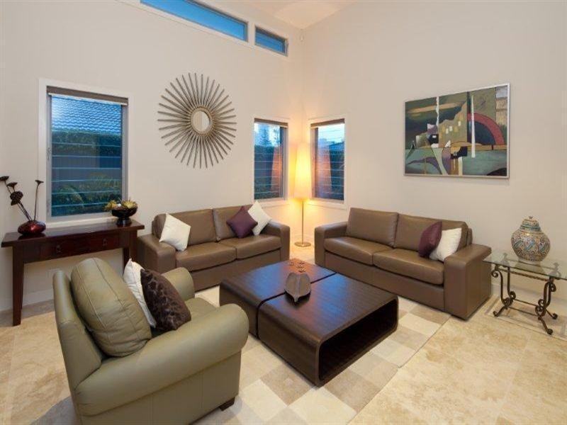 12 The Corso, Isle Of Capri QLD 4217