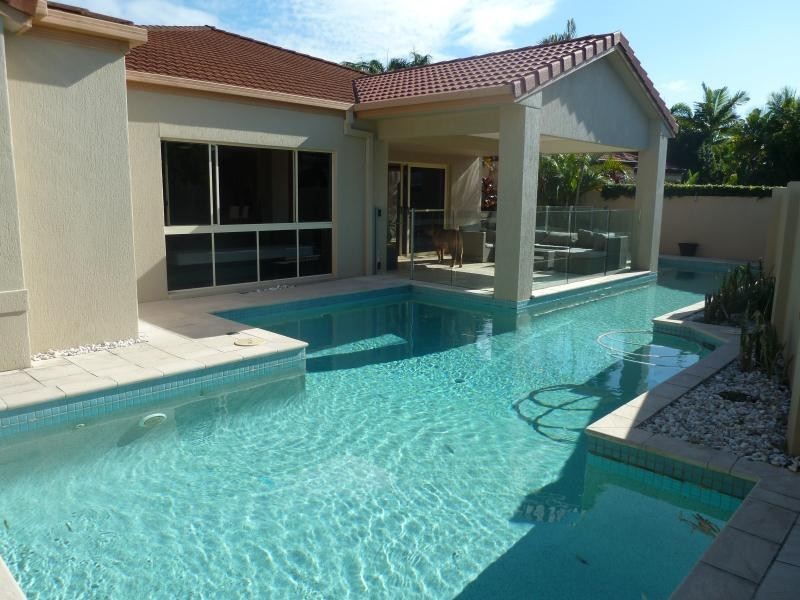 1643 Riverdale Court, Hope Island QLD 4212