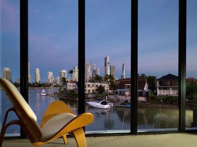 28 Southern Cross Drive, Surfers Paradise QLD 4217