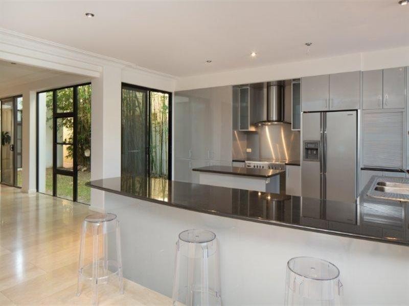 28 Southern Cross Drive, Surfers Paradise QLD 4217