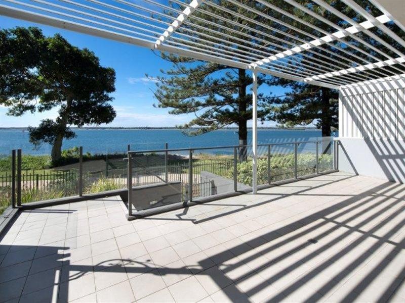 1102 Allisee. 323 Bayview Street, Hollywell QLD 4216