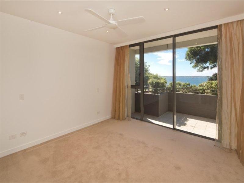 1102 Allisee. 323 Bayview Street, Hollywell QLD 4216