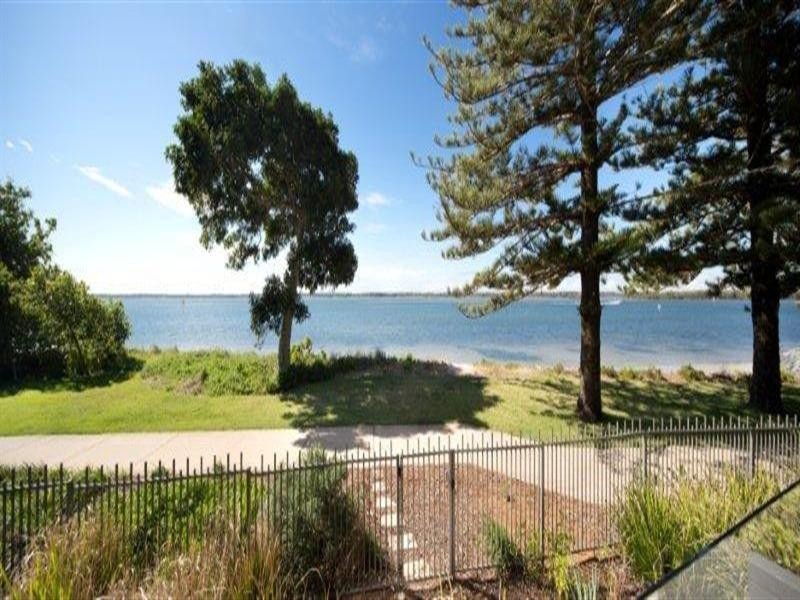 1102 Allisee. 323 Bayview Street, Hollywell QLD 4216