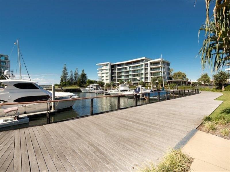 1102 Allisee. 323 Bayview Street, Hollywell QLD 4216