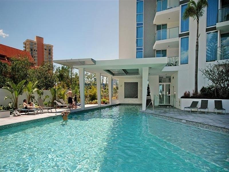 18 Enderley Avenue, Surfers Paradise QLD 4217