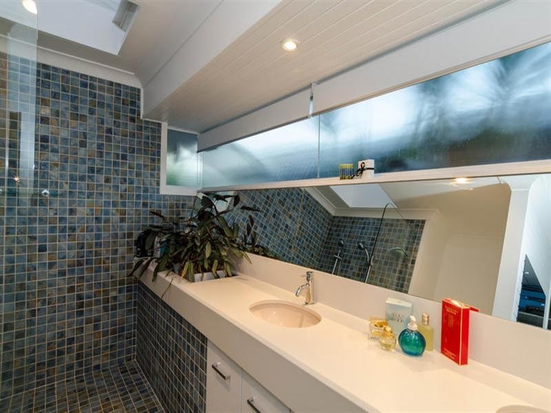 67 Rapallo Avenue, Isle Of Capri QLD 4217