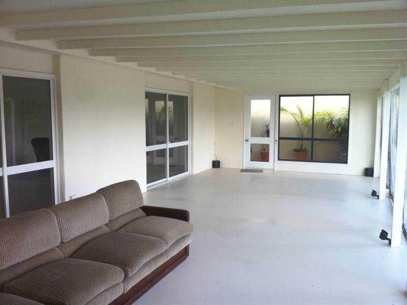 100 Salerno Street, Surfers Paradise QLD 4217