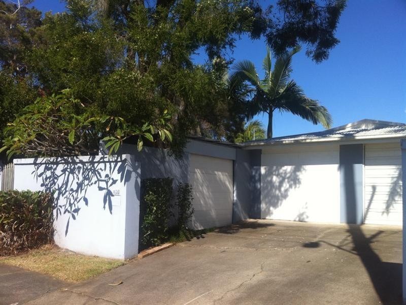 100 Salerno Street, Surfers Paradise QLD 4217