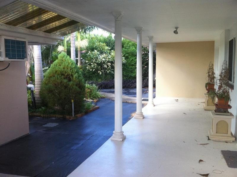 100 Salerno Street, Surfers Paradise QLD 4217