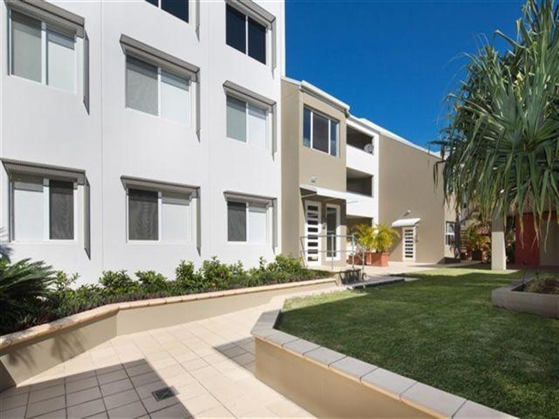 6 Rose Street, Southport QLD 4215