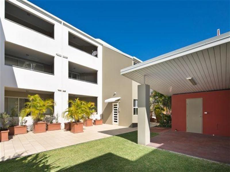 6 Rose Street, Southport QLD 4215