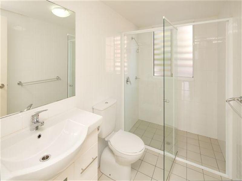 6 Rose Street, Southport QLD 4215