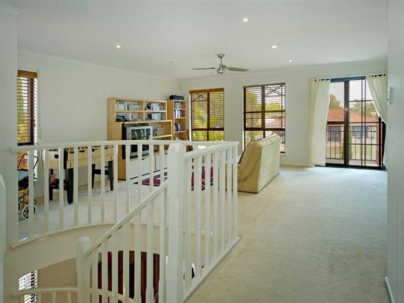 31 Glenwater Crescent, Helensvale QLD 4212