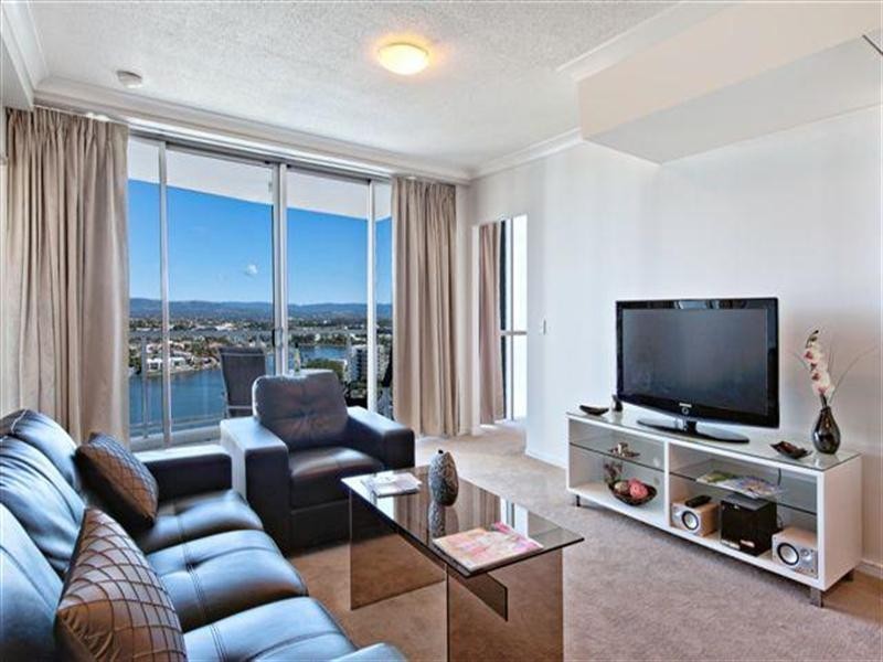 23 Ferny Avenue, Surfers Paradise QLD 4217