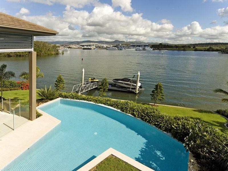 Hope Island QLD 4212