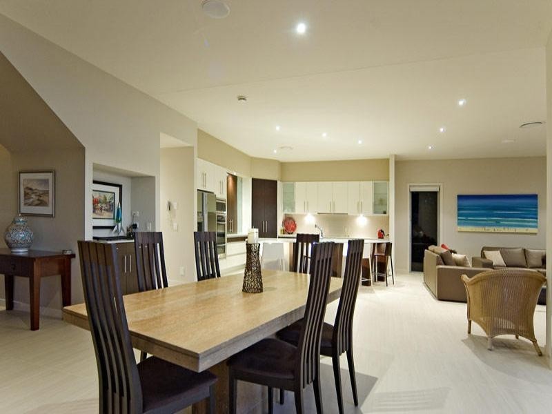 Hope Island QLD 4212