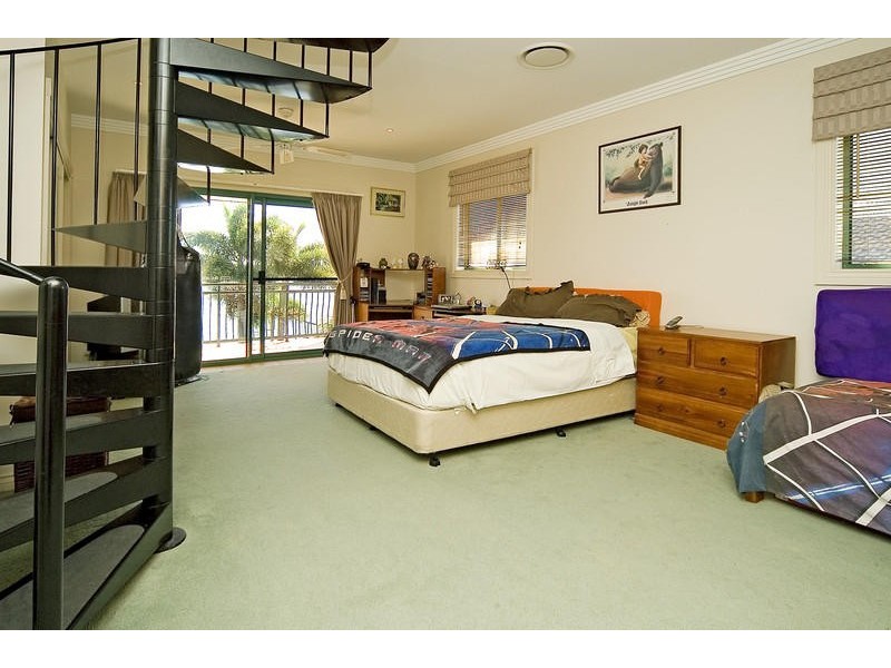 Paradise Point QLD 4216
