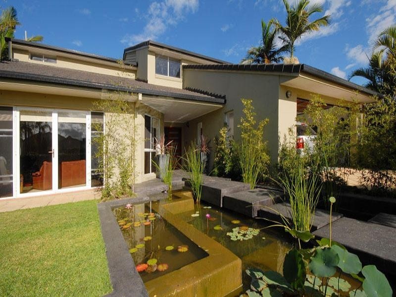 5 Charolais Crescent, Benowa QLD 4217