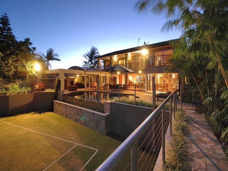 5 Charolais Crescent, Benowa QLD 4217