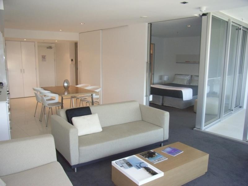 9 Hamilton Avenue – Q1, Surfers Paradise QLD 4217