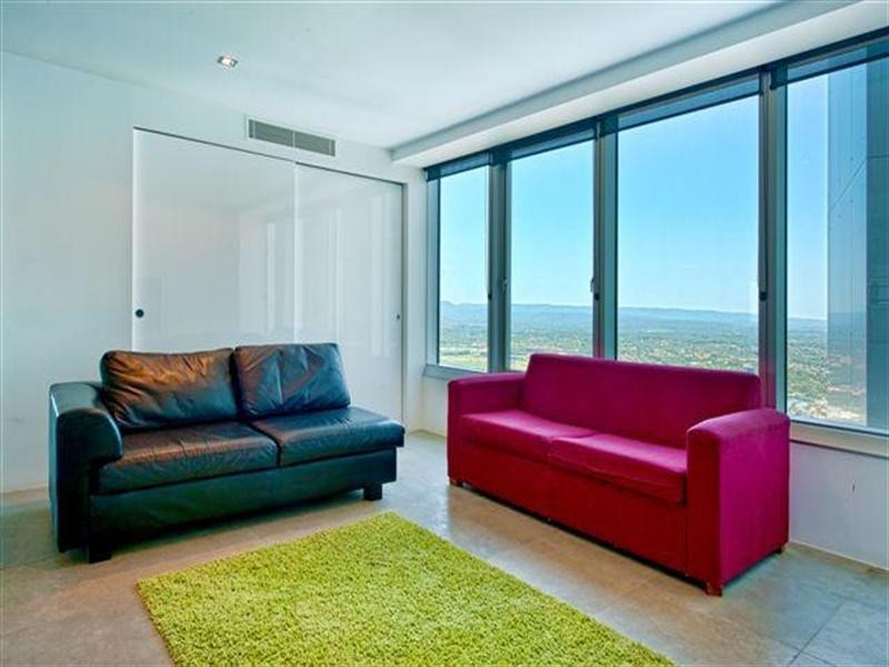 9 Hamilton Avenue, Surfers Paradise QLD 4217