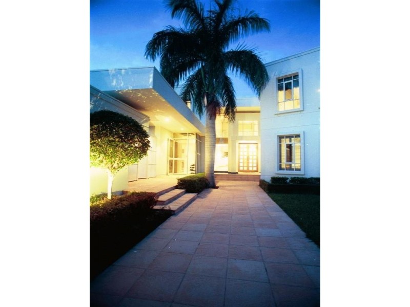 Hope Island QLD 4212