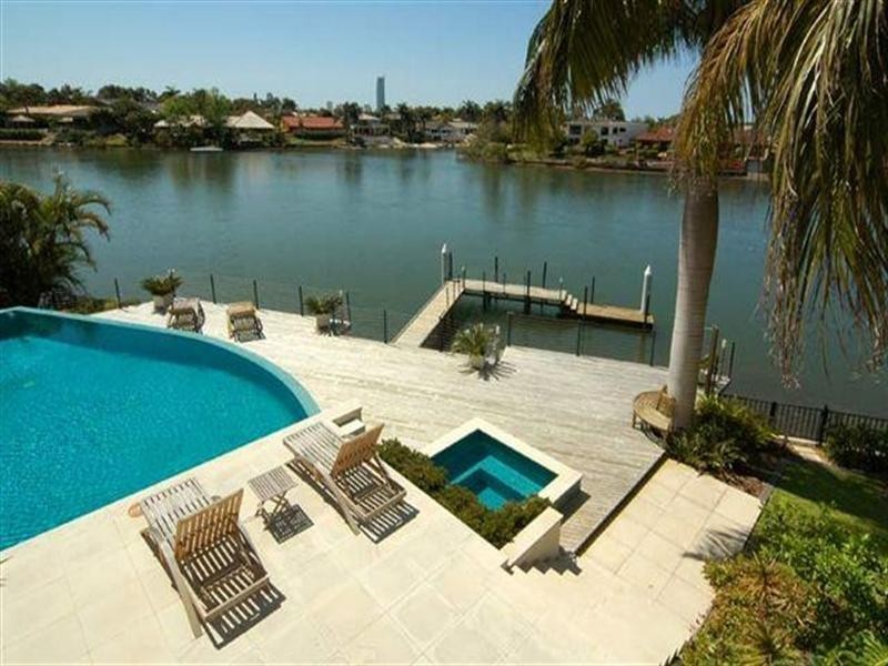 20 Marseille Court, Sorrento QLD 4217