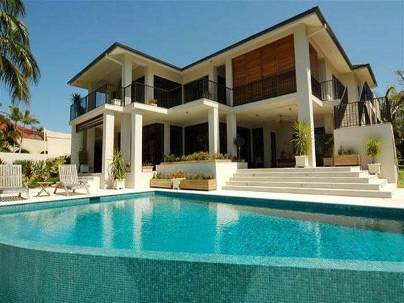 20 Marseille Court, Sorrento QLD 4217