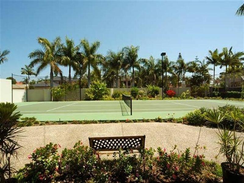 20 Marseille Court, Sorrento QLD 4217