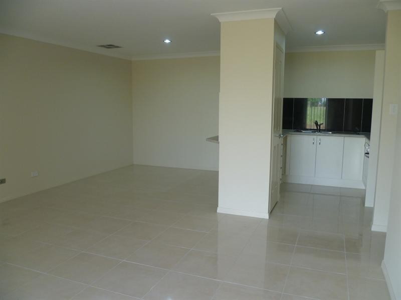9 Mawson Place, Tamworth NSW 2340