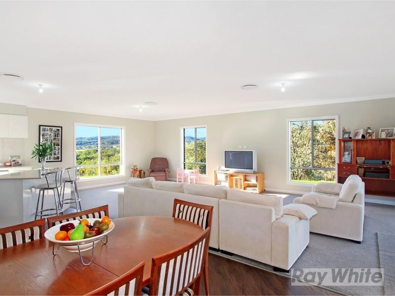 8 Pindari Drive, Tamworth NSW 2340