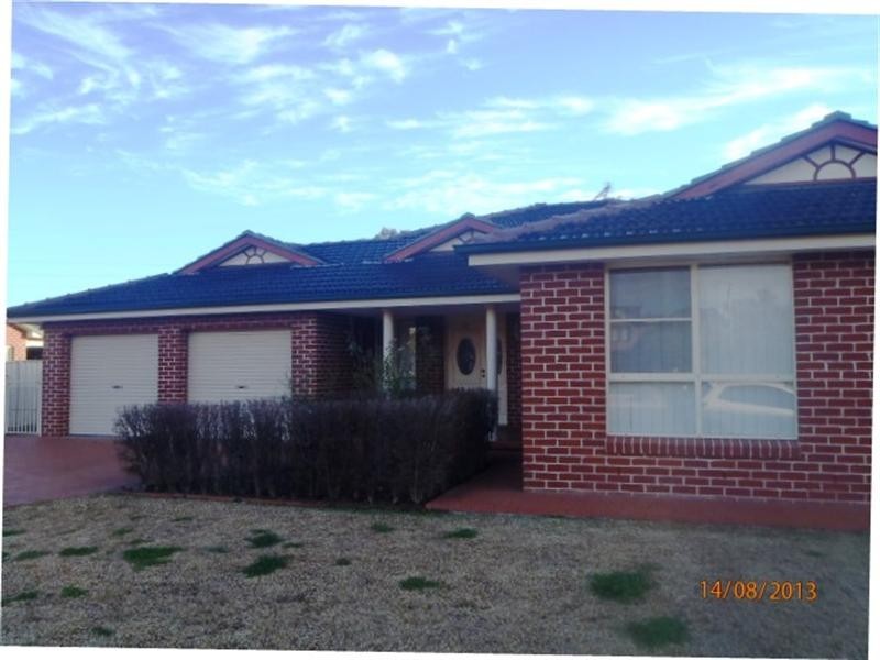 65 Greg Norman Drive, Tamworth NSW 2340