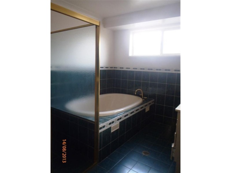 65 Greg Norman Drive, Tamworth NSW 2340