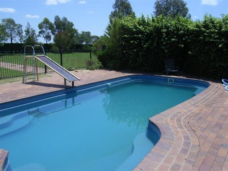 8 Hartman Drive, Tamworth NSW 2340