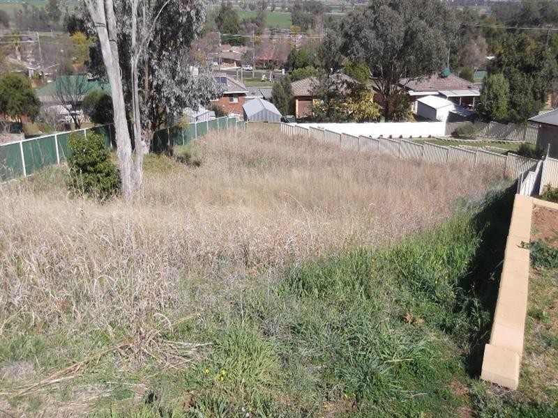 27 Woodbry Crescent, Tamworth NSW 2340