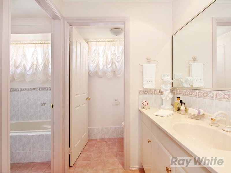 6 Kurria Close, Tamworth NSW 2340