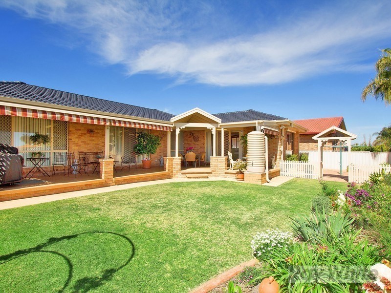 6 Kurria Close, Tamworth NSW 2340