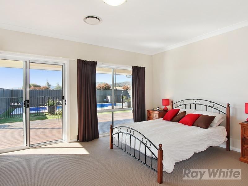 31 Sequoia Drive, Tamworth NSW 2340