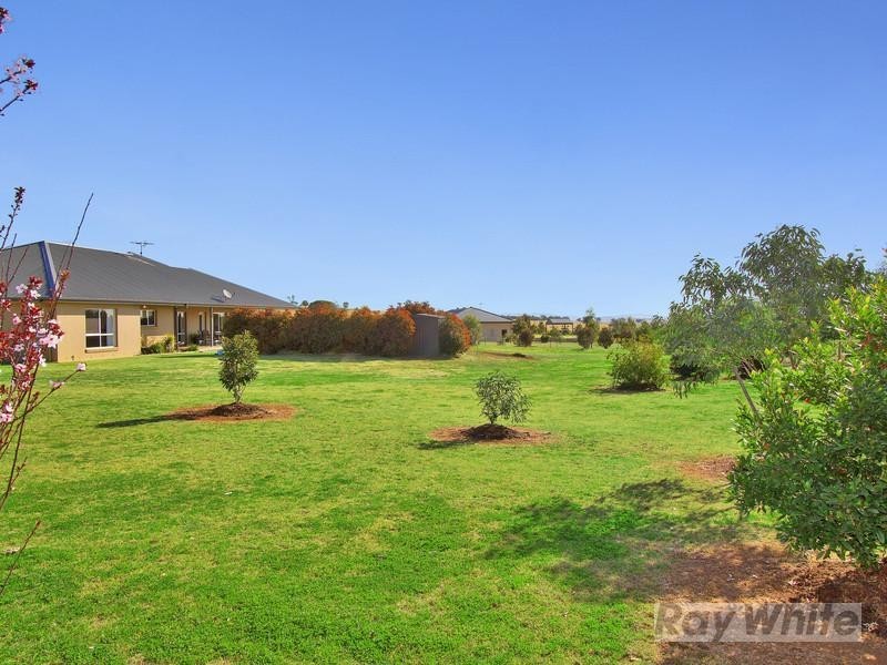 31 Sequoia Drive, Tamworth NSW 2340