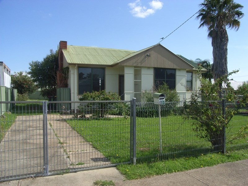 16 Petra Avenue, South Tamworth NSW 2340