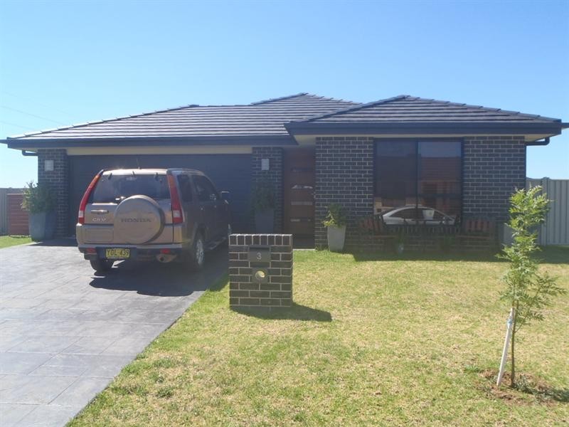 3 Stokes Avenue, Westdale NSW 2340